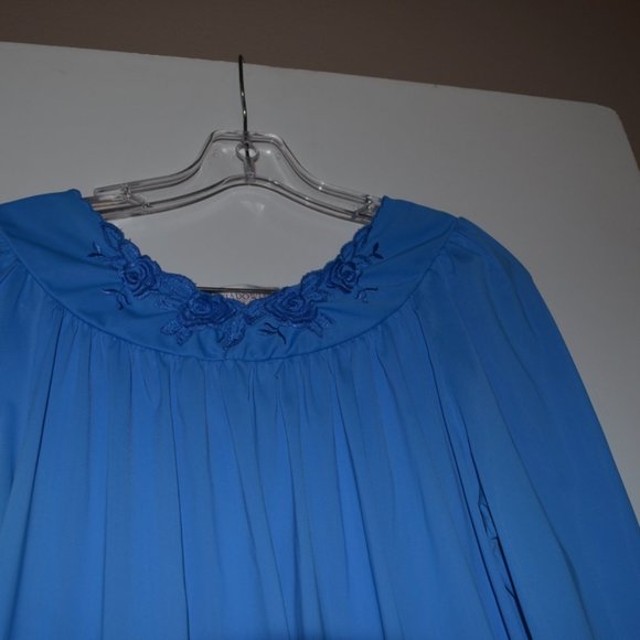 Shadowline (R) Sleep Wear Nylon  Exclusive of Trim Mexico Night Gown Blue M - Picture 4 of 10